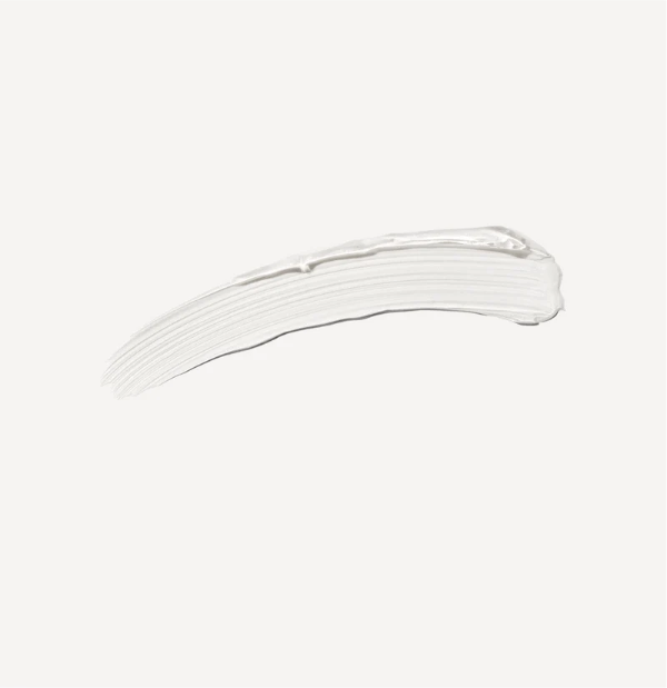 Un gel-sérum transparente
3 en 1 para el cuidado de las cejas que las hace parecer más
pobladas, definidas y juveniles, ya que da forma y esculpe con una
fijación que dura todo el día