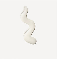 Un gel de peinado para rizos con alta definición y con fijación media flexible,
óptima para rizos, ondas y bucles fuertes e hidratados incluso en condiciones
de alta humedad.