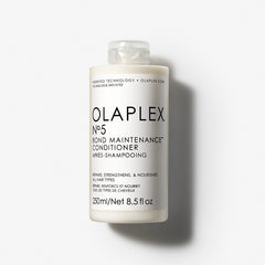 Protege y repara el cabello dañado, las puntas abiertas y el frizz al volver a unir los enlaces rotos.